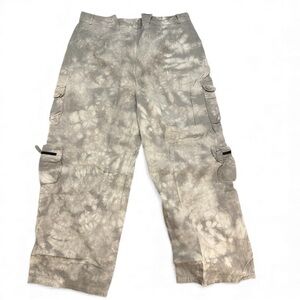 PrettyLittleThing Gray/White Cargo Wide Leg Pants